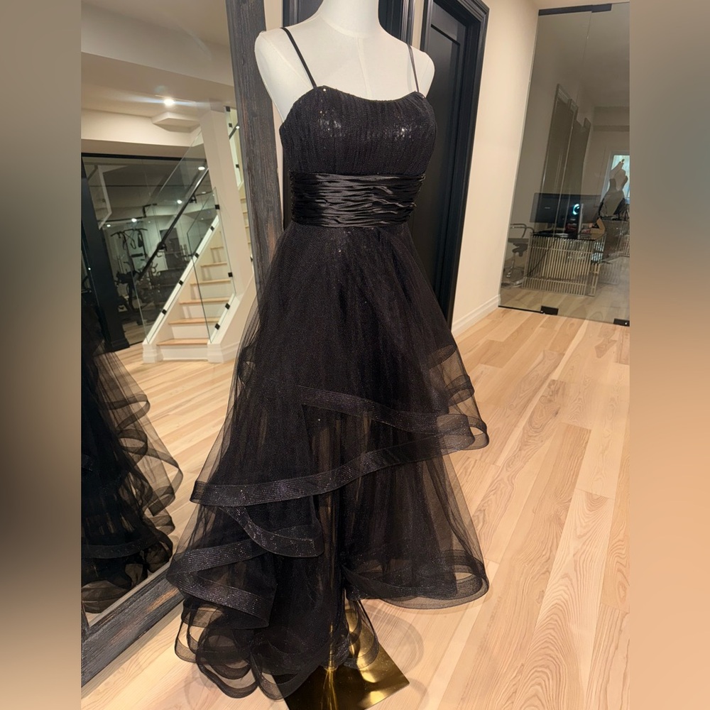 Sherri Hill Elegant Black Gown
